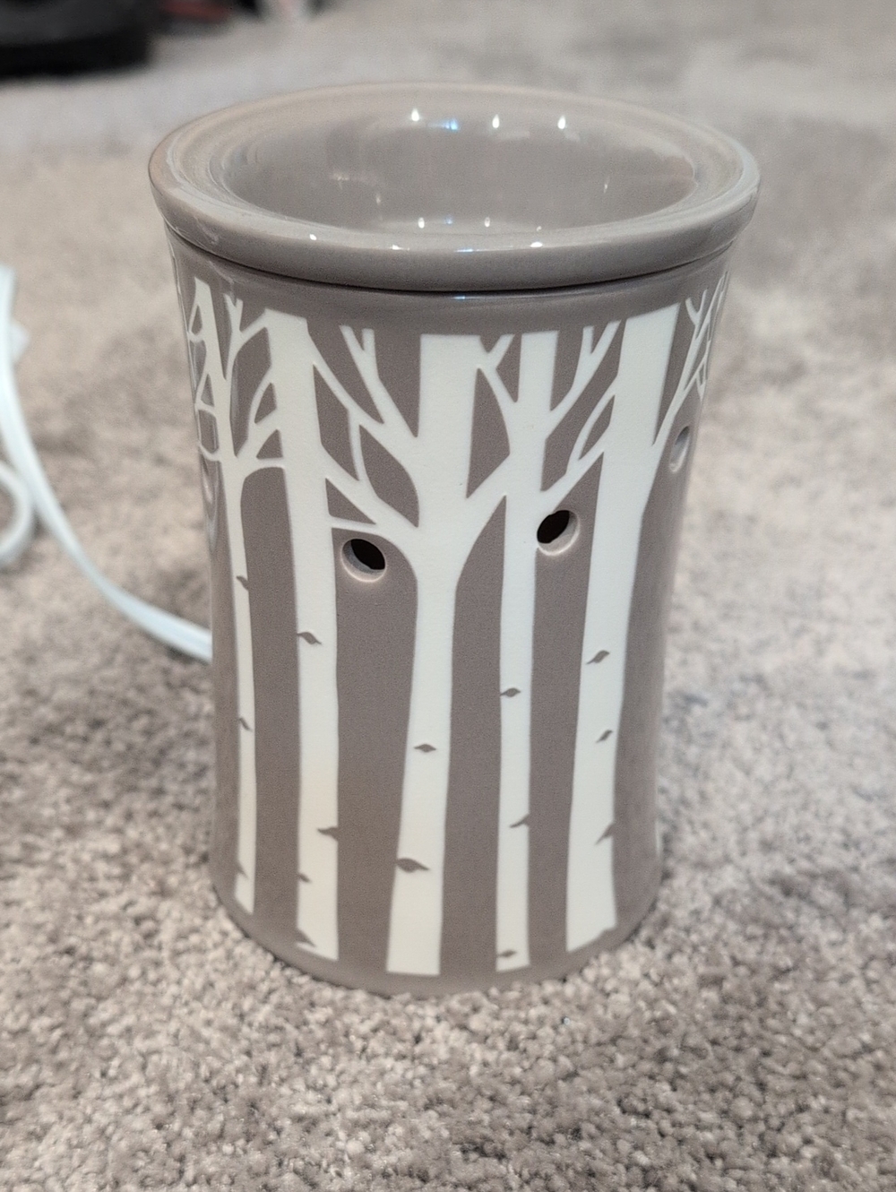 Scentsy Aspen Grove Gray and White Ceramic Tree Wax Warmer